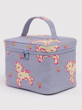 NWT Baggu Large Cosmetic Case - Lambs